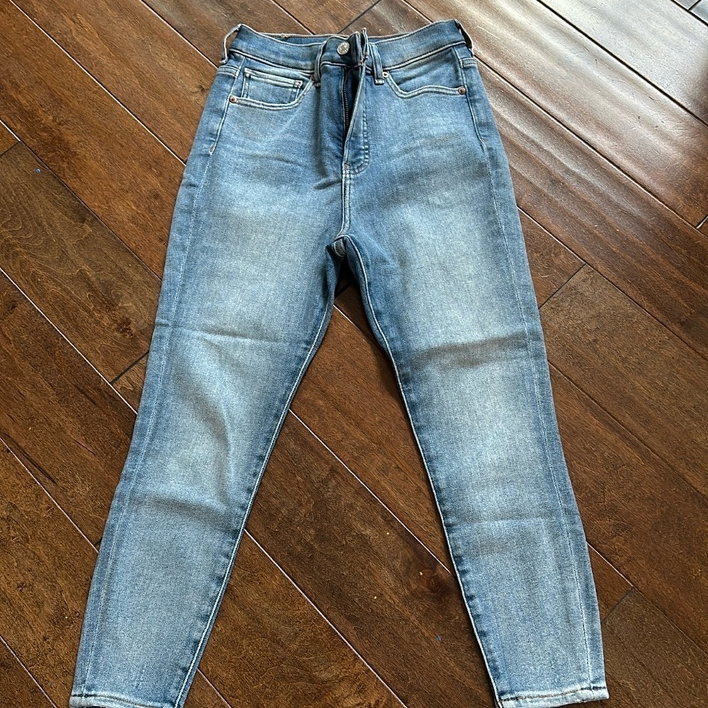 never been worn without tags women jaens